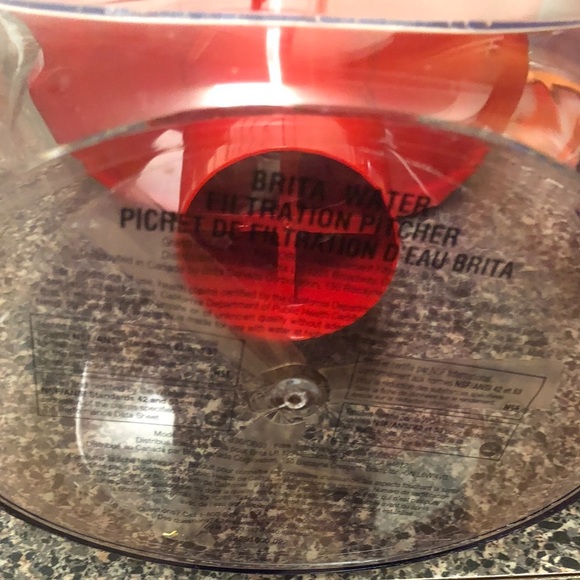 EUC Brita Water Filter, 1 Grand Clear Pitcher With Red Top & Grey Handle, 10 Cup - Picture 6 of 13